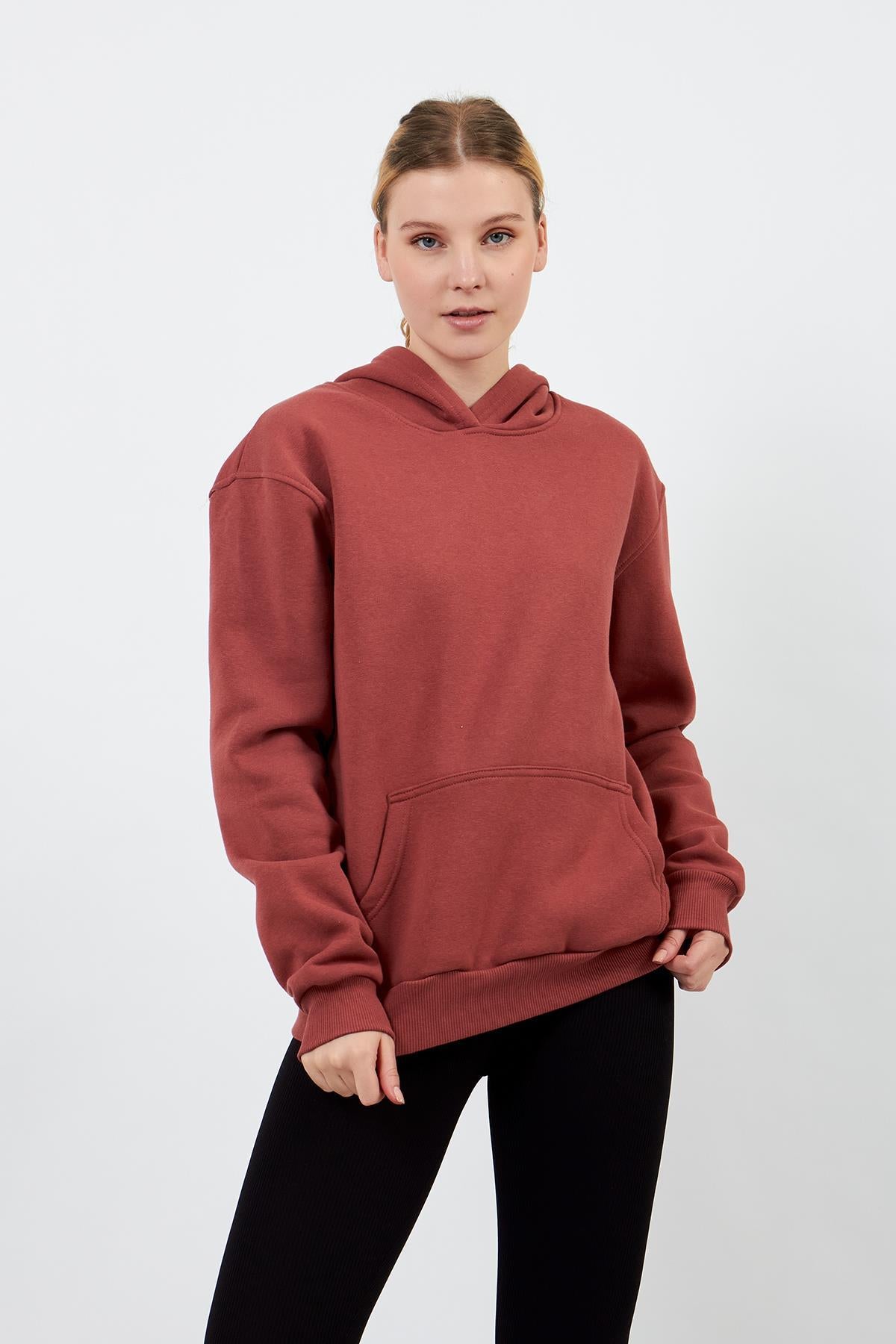 Gül kurusu hoodie detay görünümü, kapüşon ve beden çizgisi