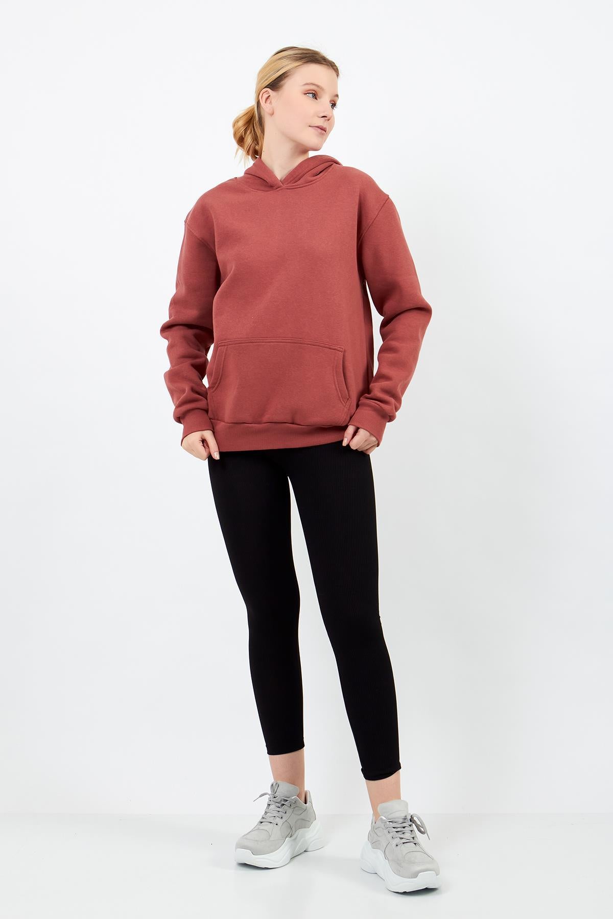 Volanlı gül kurusu kapüşonlu sweatshirt yan açıdan
